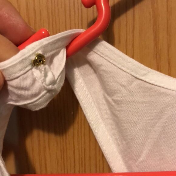 Southern Tide size large razor back tank top with chest pocket - Picture 9 of 9